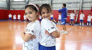 İBB Yaz Spor Okullarında 26 Bin Öğrenci Sporla Buluşuyor