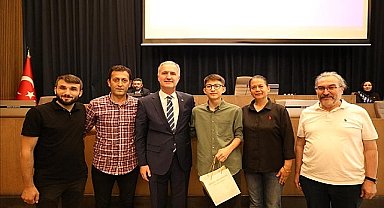 İnegöl'ün Başarılı Gençleri Mecliste Ağırlandı