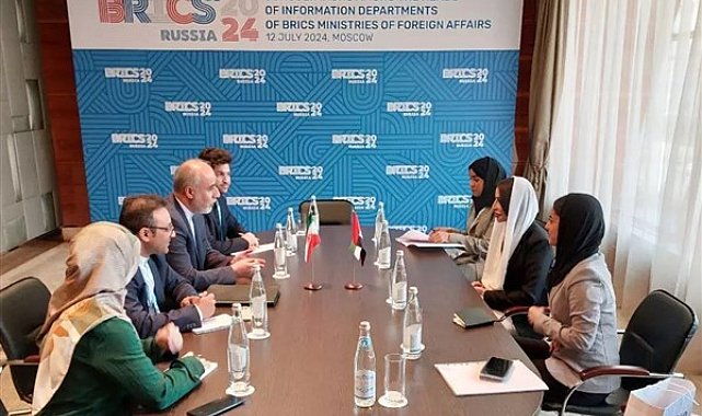 İran Dışişleri Bakanlığı Sözcüsü Kanaani, BAE'li mevkidaşı el-Hameli ile görüştü