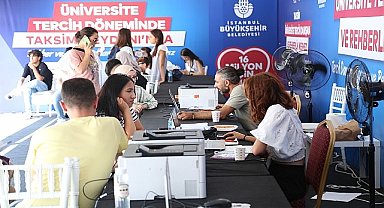İstanbul Büyükşehir Belediyesi'nin Tercih Danışma ve Rehberlik Merkezleri, YKS'ye giren gençlere bu yıl da ücretsiz danışmanlık hizmeti verecek