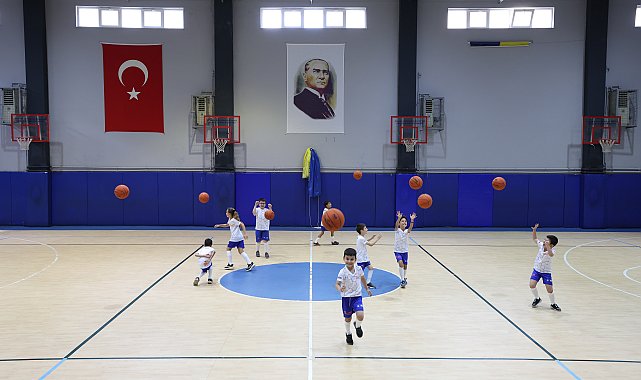 İstanbul'da Okul Spor Salonları Spor Okulları çalışmaları devam ediyor