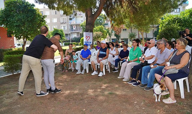 İzmir'de vatandaşlara beslenme, ilk yardım ve ev kazalarından korunma eğitimi verildi