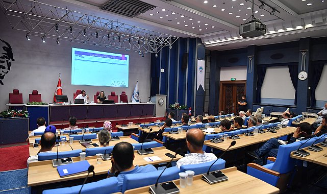 Kayseri büyükşehir personeline dijital dönüşüm eğitimi verildi