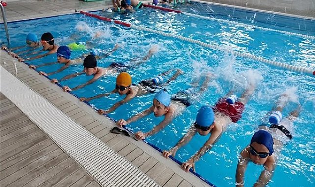 Kayseri'de çocuklar yaz tatilini dolu dolu geçiriyor