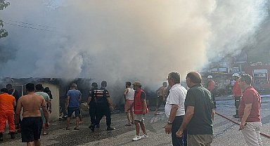 Kemer'de çıkan yangın endişe yarattı