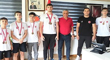 Kemer'in gururlarından Başkan Topaloğlu'na ziyaret