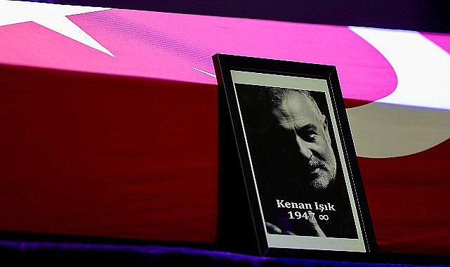 Kenan Işık Son Yolculuğuna Uğurlandı