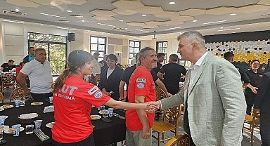 Kocaeli Büyükşehir Belediyesi koordinesinde düzenlenen Afet Koordinasyon Toplantısı, Gölcük Belediyesi ev sahipliğinde gerçekleştirildi