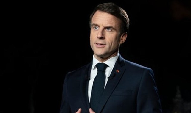 Macron, Keir Starmer'ı seçim başarısından dolayı tebrik etti