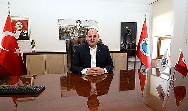 Menderes'te Sahne Tozu Sırası Büyüklerde