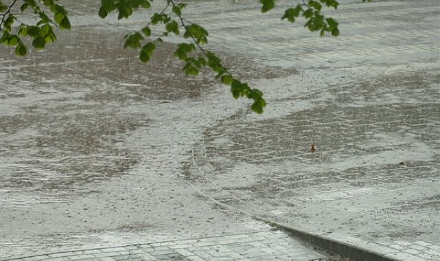 Meteoroloji'den sağanak yağış uyarısı