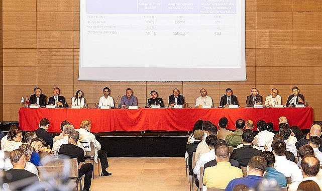 TURYİD Başkanı Kaya Demirer kredi kartı ile bahşiş ödenmesi yasal düzenlemesini sektör çalışanlarıyla birlikte desteklediklerini açıkladı