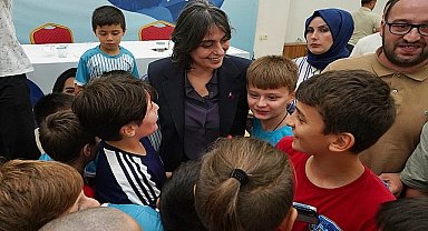 Üsküdar Belediye Başkanı Sinem Dedetaş Gezgin Oyun Parkı