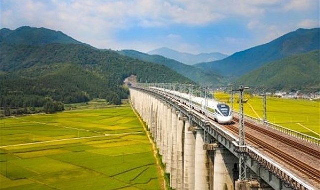 Xinjiang için 150'den fazla özel turistik tren hizmete girecek