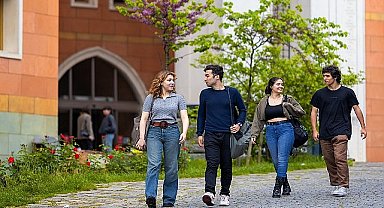 Yapay Zekâ Çağında Meslek Tercihleri Nasıl Şekilleniyor?