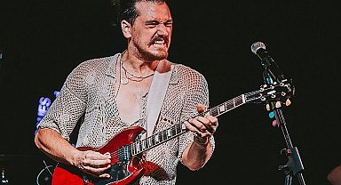 Yapı Kredi bomontiada “World Akustik