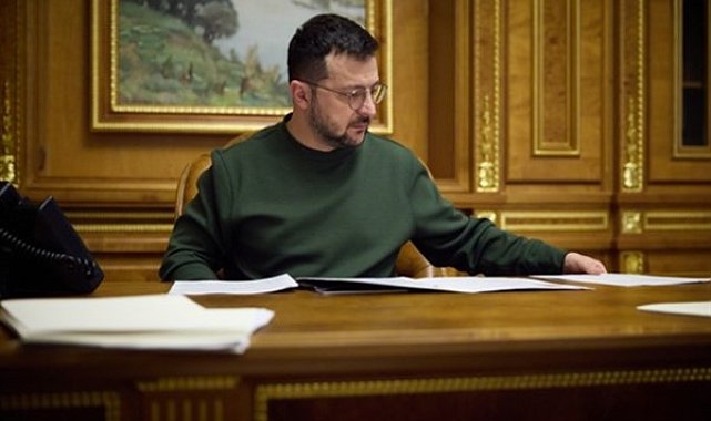 Zelenski: ABD'nin devam eden yardımına güveniyoruz