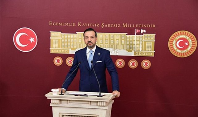 Zorlu, Başbağlar katliamında hayatını kaybedenleri andı