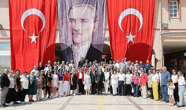 30 Ağustos Başkomutanlık Meydan Muharebesi Zaferi'nin 102. Yılı Bergama'da kutlandı.