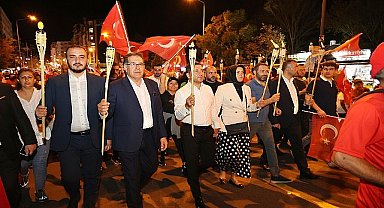 30 Ağustos Zafer Bayramı Dolayısıyla Fener Alayı Düzenlendi