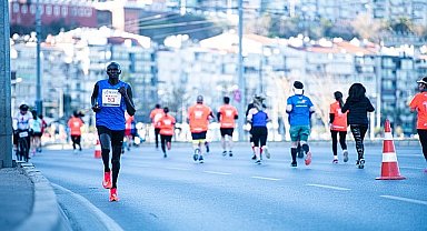 9 Eylül İzmir Yarı Maratonu için başvurular sürüyor