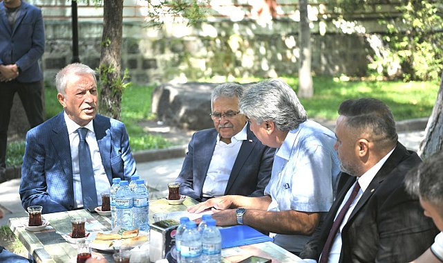 Akar ve Büyükkılıç, Develi İlçe Oda Başkanlarıyla bir araya geldi