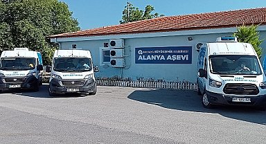 Alanya Aşevi ihtiyaç sahiplerinin yanında