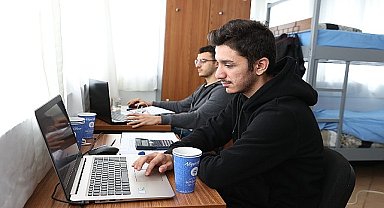 Antalya Büyükşehir'in yurtları üniversiteli gençleri bekliyor