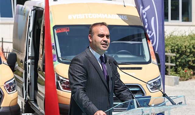 Bakan Kacır: Ektrikli araç devriminde en iddialı ülkelerden biriyiz