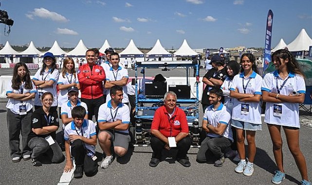 Bakan Kacır, Robotaksi Binek Otonom Yarışması’nın final etabı için start verdi