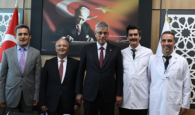 Bakan Memişoğlu, Bayburt’ta sağlık tesislerini ziyaret etti