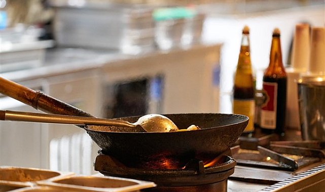 Bakan Tekin, 37. Mengen Uluslararası Aşçılık, Turizm ve Gastronomi Festivali'ne katıldı