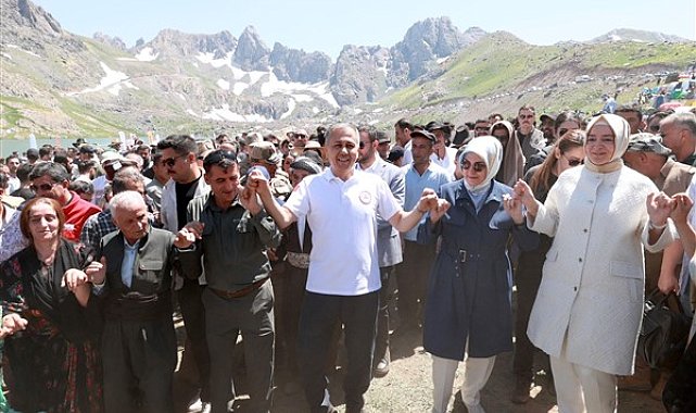 Bakan Yerlikaya, Hakkari’de 6. Cilo Fest’e katıldı