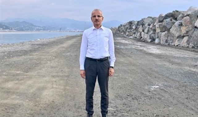 Bakanlar Uraloğlu ve Memişoğlu Trabzon'da