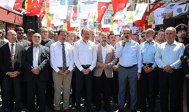 Başkan Altay 3. Tarihi Bedesten Alışveriş Günleri'nin Açılışını Yaptı