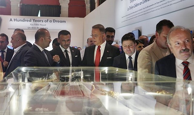 Başkan Çalık: İstanbul’un ruhunu Paris’e taşıdık