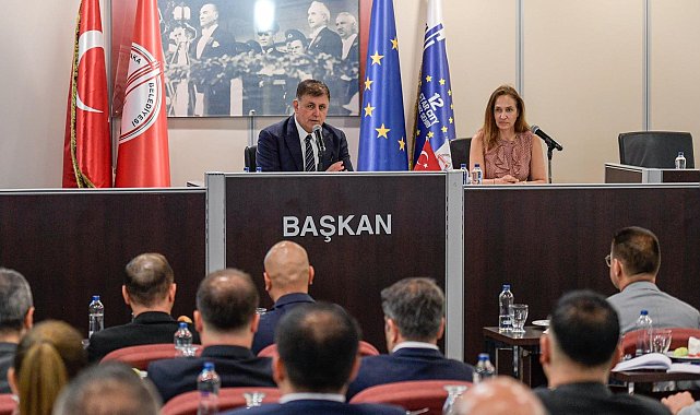 Başkan Tugay: Karşıyaka İskelesi'ni yeniden yapmayı planlıyoruz