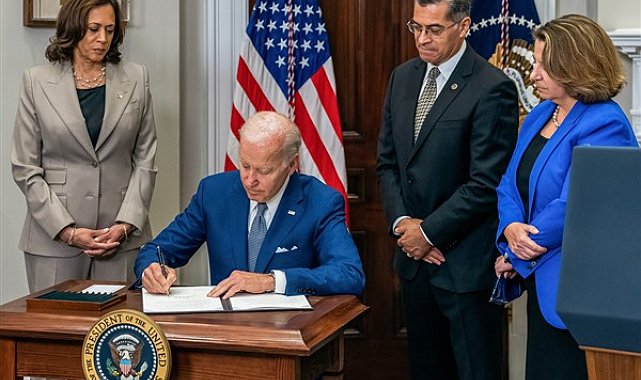 Biden başkanlık yarışından çekilmenin ''ülkeye karşı yükümlülüğü'' olduğunu söyledi