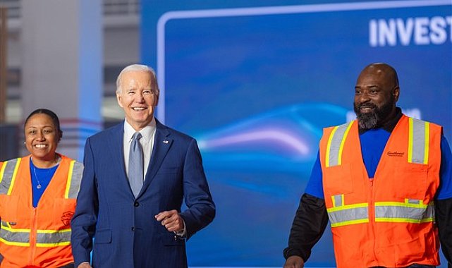 Biden: Demokrasiyi küçümseyen değil, savunan bir gelecek görüyorum