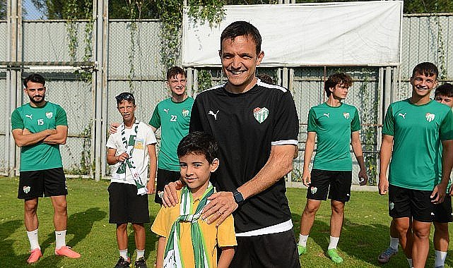 Bizim Ev'den Bursaspor'a moral ziyareti