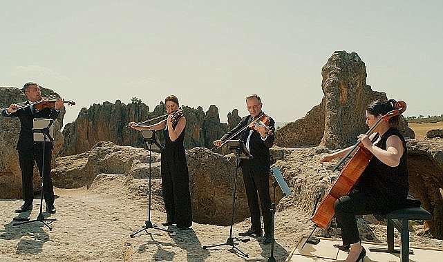 Borusan'ın 80 yıllık hikayesi Borusan Quartet ile binlerce yıllık Avdalaz Kalesi'nde yankılanıyor