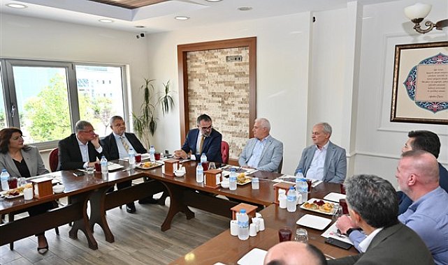 Bozbey: Önümüzdeki süreçte Bursa’da güzel gelişmeler olacak