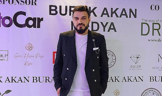 Burak Akan'dan yaza veda partisi
