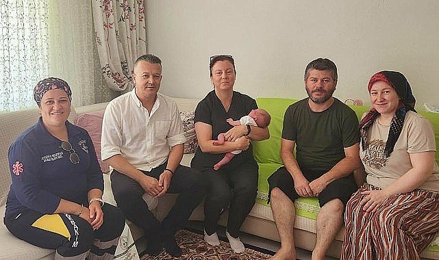 Burhaniye Belediyesi'nden 'Hoş Geldin Bebek' Ziyareti