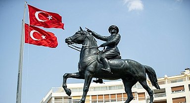 Büyükşehir'den 30 Ağustos'a coşkulu kutlama