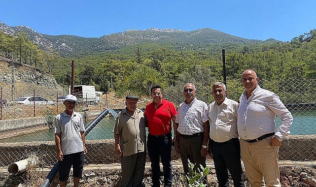 Büyükşehir'den Mavikentli çiftçilere sulama desteği