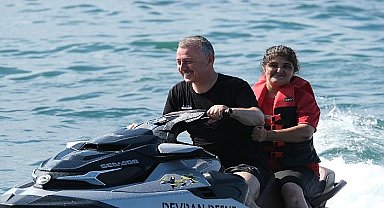 Büyükşehir'in Engelsiz Deniz Festivali'nde engeller aşıldı
