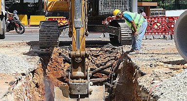 Büyükşehir Konyaaltı'nda altyapı çalışmasını sürdürüyor 