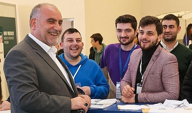 Canik'ten Üniversiteyi Kazanan Tüm Öğrencilere Burs