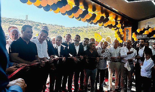 Continental'in İzmir Bayisi Akdağ Jant Lastik'in Yeni Şubesi Hizmete Açıldı